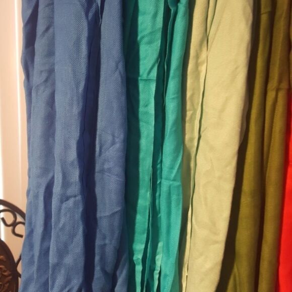 8 BEAUTIFUL BIJOUX TERNER PASHMINA SCARVES - Picture 3 of 4